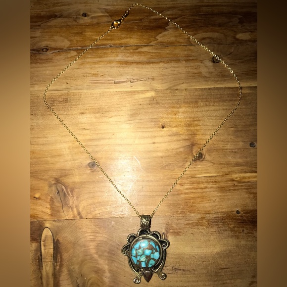 Tibetan Turquoise Marble Shatter Ethnic Ornate Southwest Native American Pendant - Picture 6 of 9